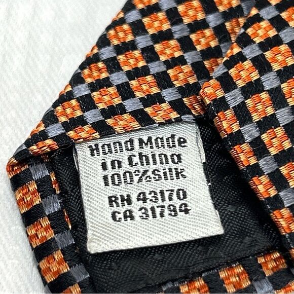 Geoffrey Beene Tie Handmade 100% Silk Orange Diamond 3.25” X 63” Fall Halloween - Picture 5 of 5